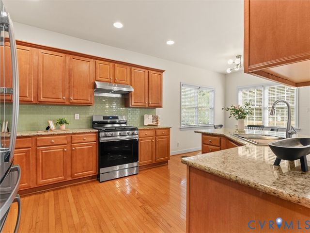 9717 Pemberton Crossing Dr, Henrico, VA 23294