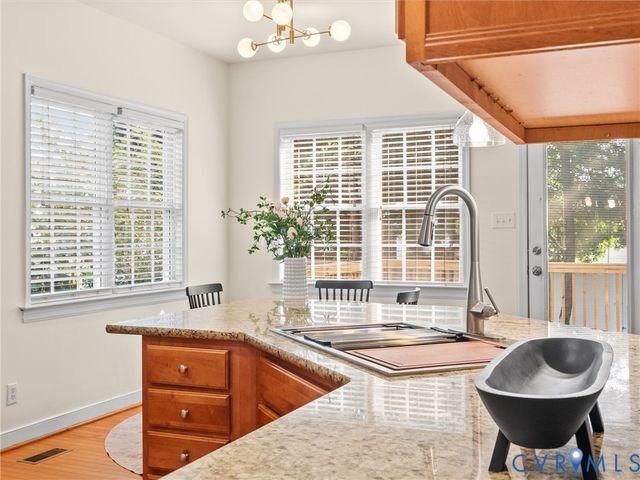 9717 Pemberton Crossing Dr, Henrico, VA 23294