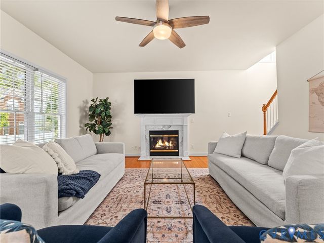 9717 Pemberton Crossing Dr, Henrico, VA 23294