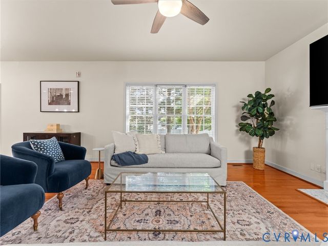 9717 Pemberton Crossing Dr, Henrico, VA 23294