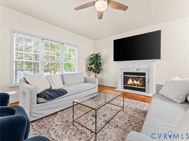 9717 Pemberton Crossing Dr, Henrico, VA 23294
