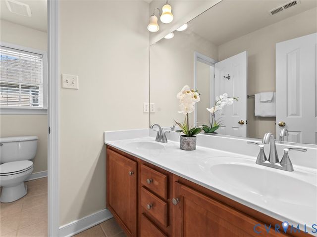 9717 Pemberton Crossing Dr, Henrico, VA 23294