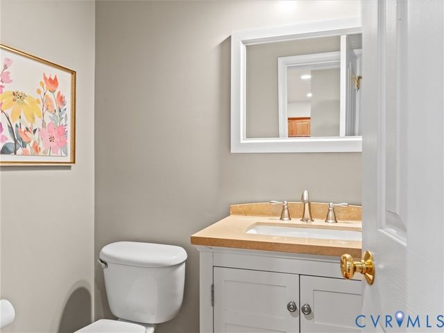 9717 Pemberton Crossing Dr, Henrico, VA 23294