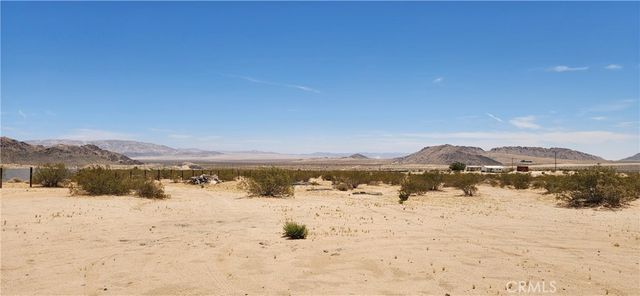 4675 Kickapoo Trail, Landers, CA 92285