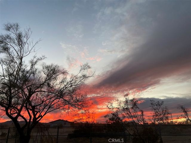 4675 Kickapoo Trail, Landers, CA 92285