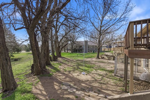 2722 Glacier Ct, Wichita, KS 67215