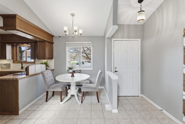 2722 Glacier Ct, Wichita, KS 67215