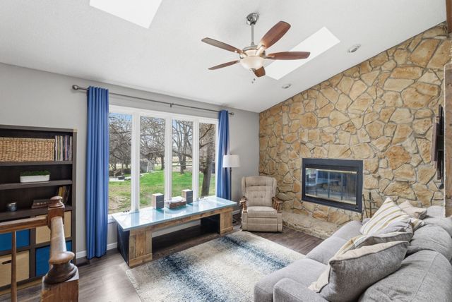 2722 Glacier Ct, Wichita, KS 67215