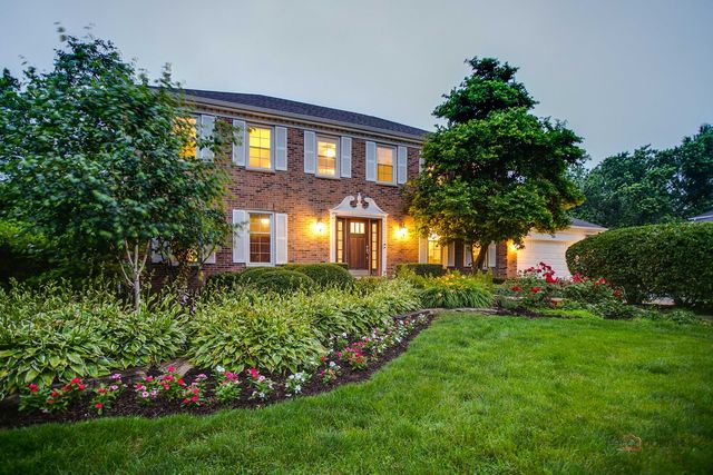 106 Surrey Lane, Lincolnshire, IL 60045