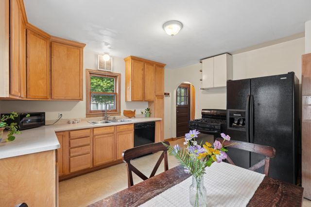 4246 14th Avenue S, Minneapolis, MN 55407