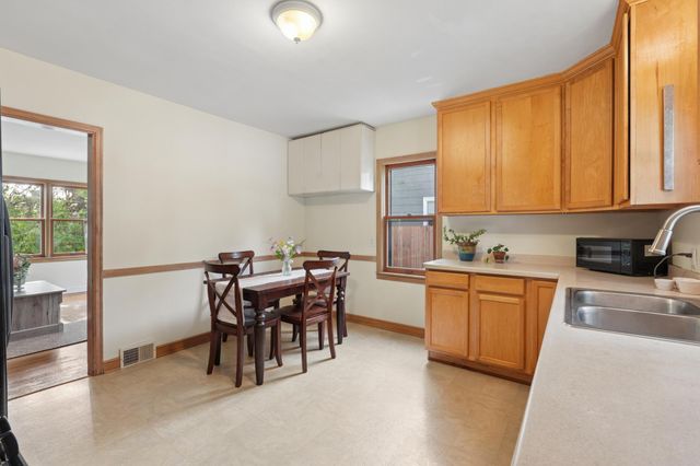 4246 14th Avenue S, Minneapolis, MN 55407