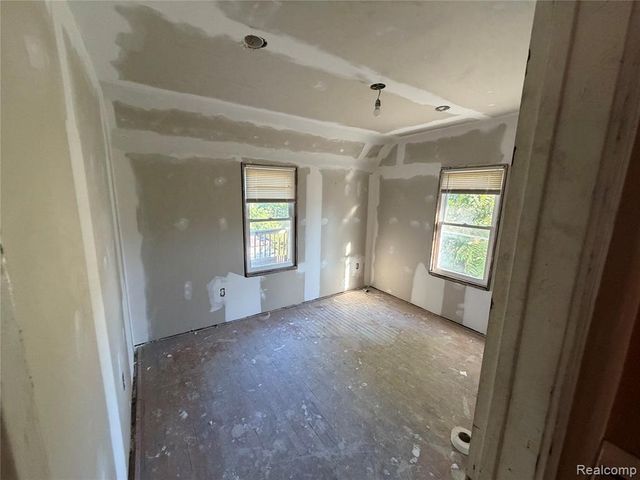 15758 Mansfield Street, Detroit, MI 48227