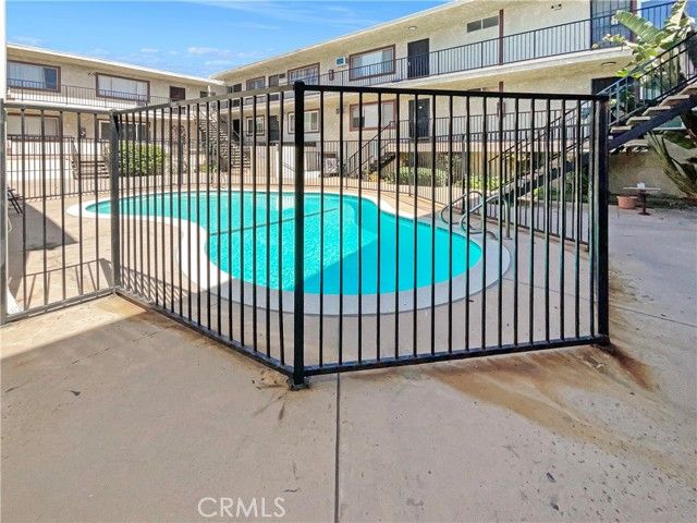 8800 Cedros 209, Panorama City (los Angeles), CA 91402