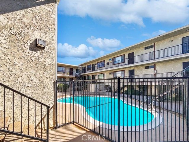 8800 Cedros 209, Panorama City (los Angeles), CA 91402