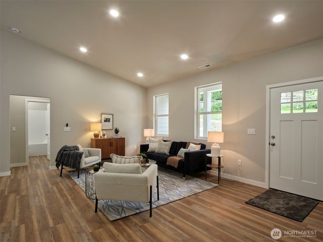 609 B Forest Napavine Road W, Chehalis, WA 98532