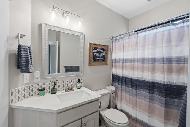 3737 N Bedford St, Wichita, KS 67226