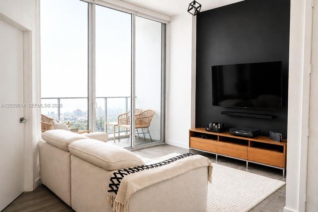 2200 NE 4th Avenue 503, Miami, FL 33137