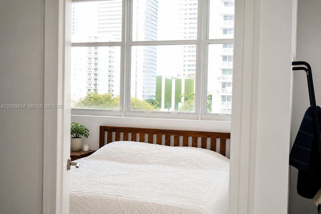 2200 NE 4th Avenue 503, Miami, FL 33137