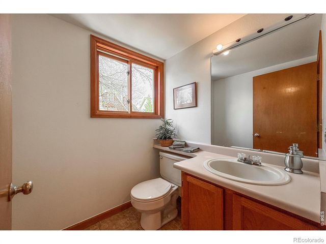 202 Welch Drive, Lyons, CO 80540