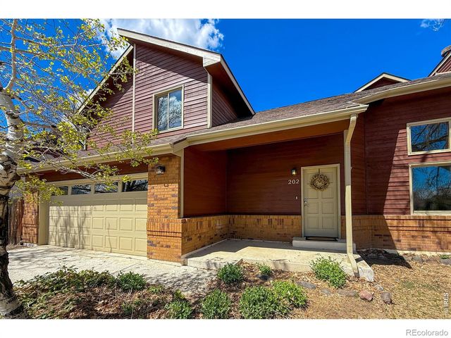 202 Welch Drive, Lyons, CO 80540