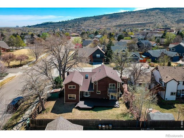 202 Welch Drive, Lyons, CO 80540