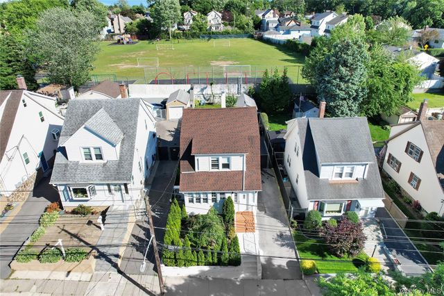 40 Emmett Terrace, New Rochelle, NY 10805