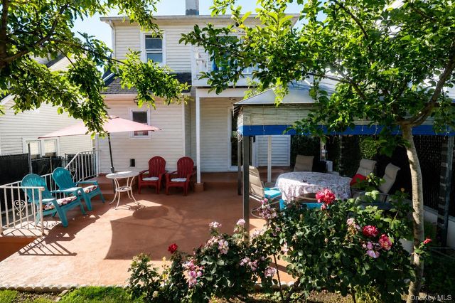 40 Emmett Terrace, New Rochelle, NY 10805