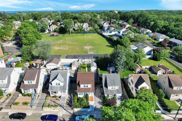 40 Emmett Terrace, New Rochelle, NY 10805