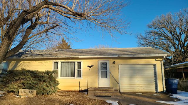 310 N PINE ST, Argonia, KS 67004