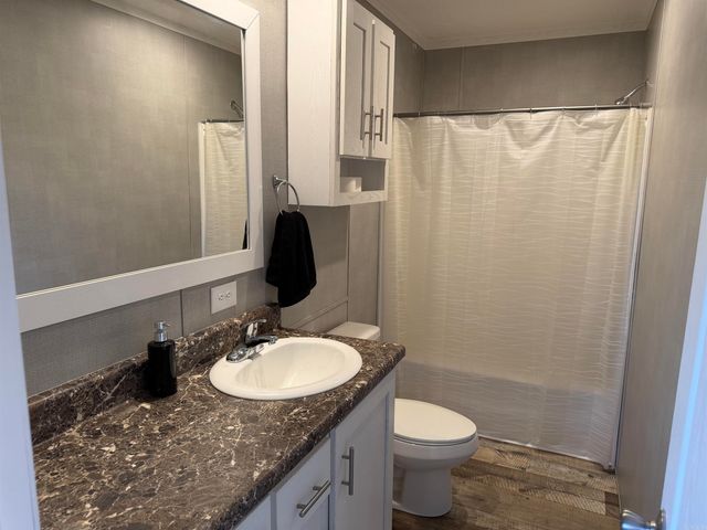 70 Tara Ln, Ward, AR 72176