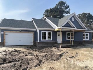 825 Parsonage ST, Elizabeth City, NC 27909