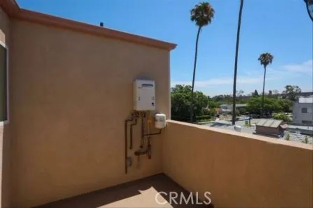 2585 S Sepulveda Boulevard 6, Los Angeles, CA 90064