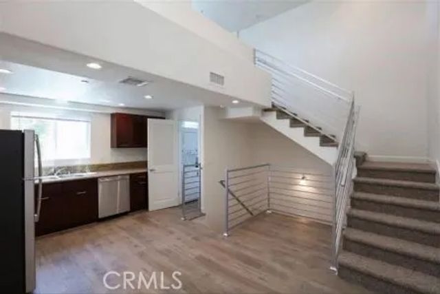 2585 S Sepulveda Boulevard 6, Los Angeles, CA 90064
