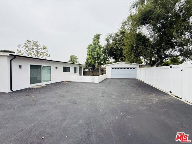 13411 Wingo Street, Pacoima (los Angeles), CA 91331