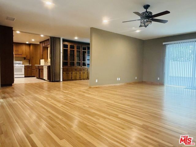 13411 Wingo Street, Pacoima (los Angeles), CA 91331