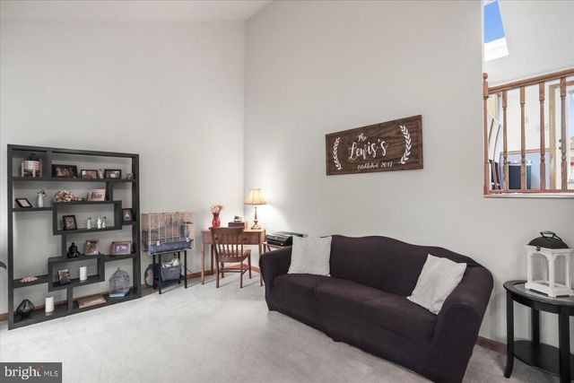 37 MAGNOLIA LN, Hanover, PA 17331