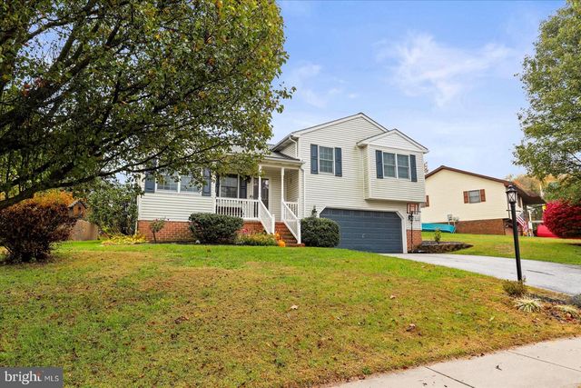 37 MAGNOLIA LN, Hanover, PA 17331