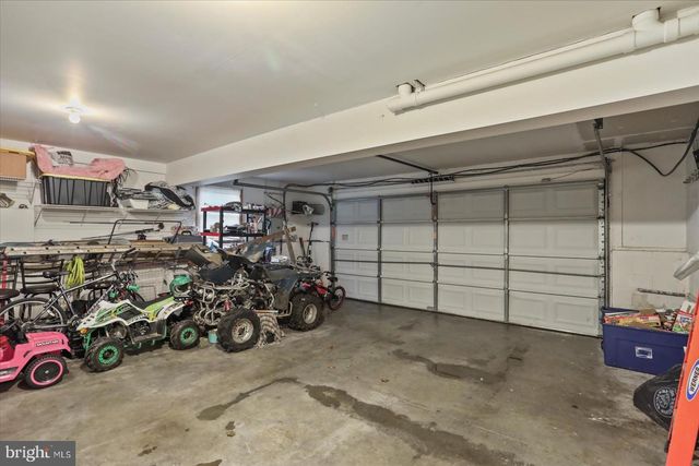 37 MAGNOLIA LN, Hanover, PA 17331