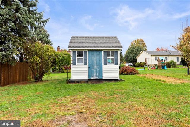 37 MAGNOLIA LN, Hanover, PA 17331