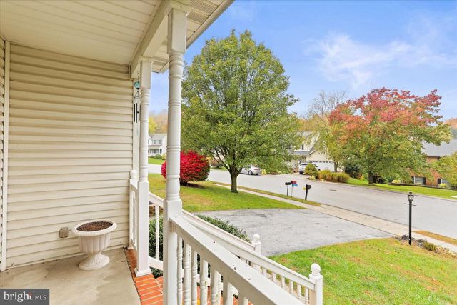 37 MAGNOLIA LN, Hanover, PA 17331