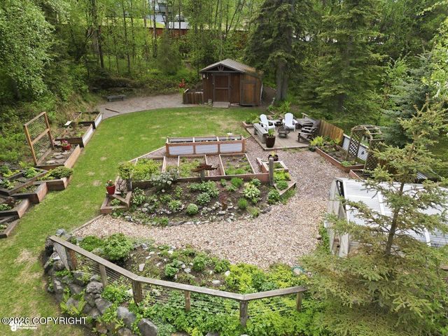 10650 Lone Tree Drive, Anchorage, AK 99507