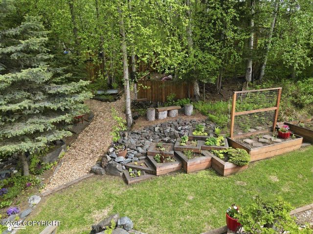 10650 Lone Tree Drive, Anchorage, AK 99507