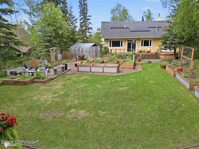 10650 Lone Tree Drive, Anchorage, AK 99507