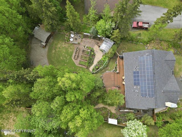 10650 Lone Tree Drive, Anchorage, AK 99507