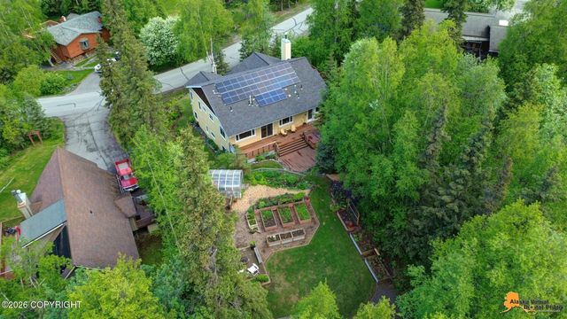 10650 Lone Tree Drive, Anchorage, AK 99507