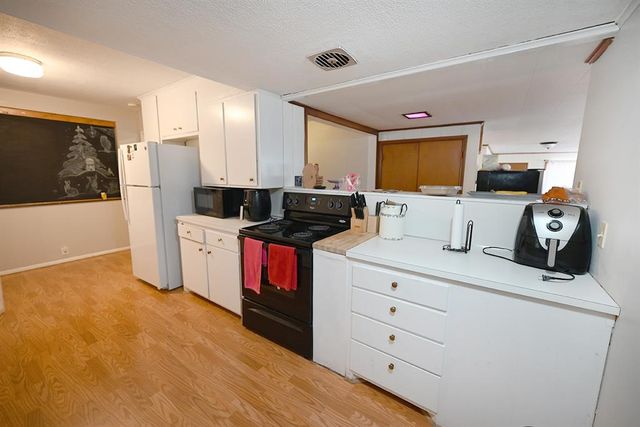 156 S McFarland Street, Stillwater, OK 74074