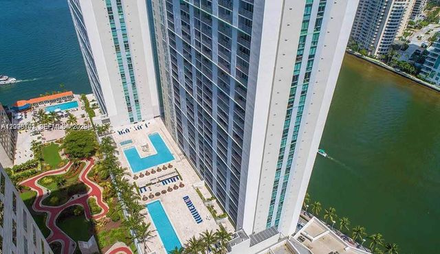 335 S Biscayne Blvd 1106, Miami, FL 33131