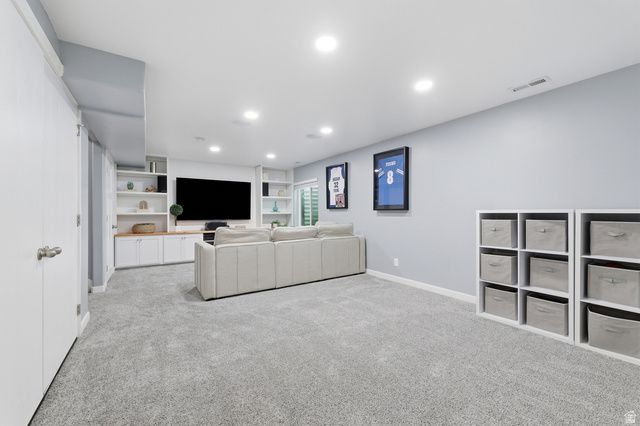43 E LEGACY PKWY, Saratoga Springs, UT 84045