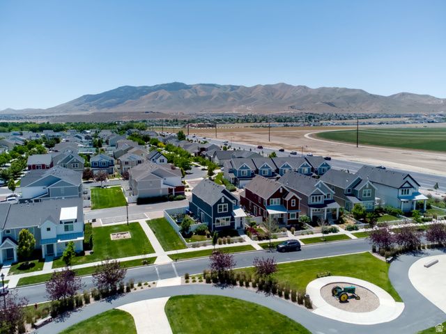 43 E LEGACY PKWY, Saratoga Springs, UT 84045