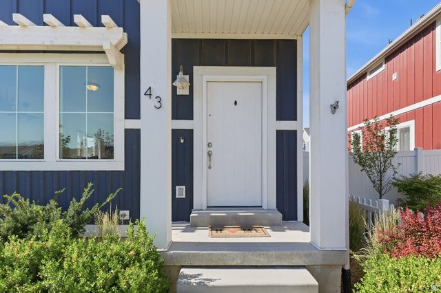 43 E LEGACY PKWY, Saratoga Springs, UT 84045